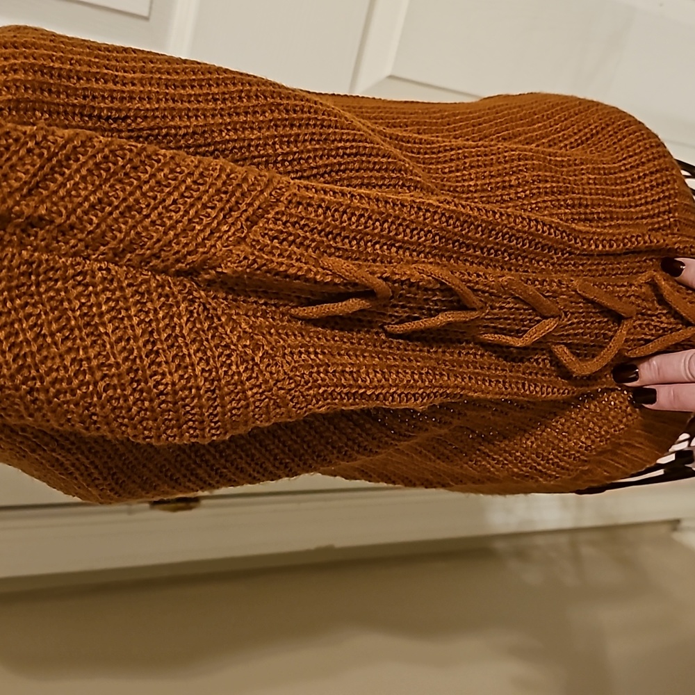 Sweater - Picture 3 of 5